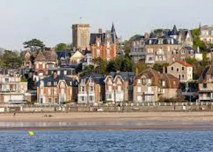 3 Pieces Avec Balcon Et Parking Gratuit - Fr-1-712-5 Διαμέρισμα Villers-sur-Mer